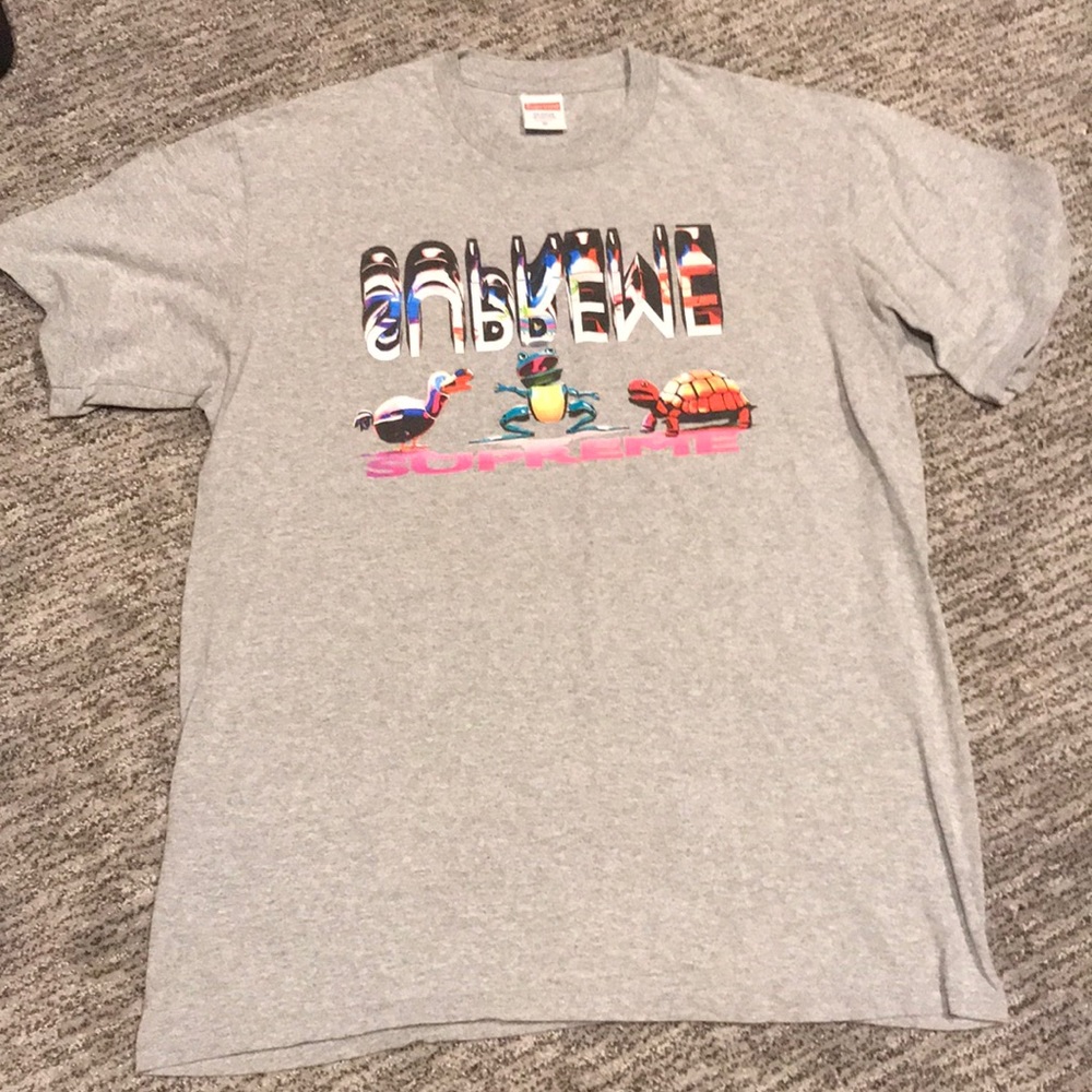 Supreme t-shirt